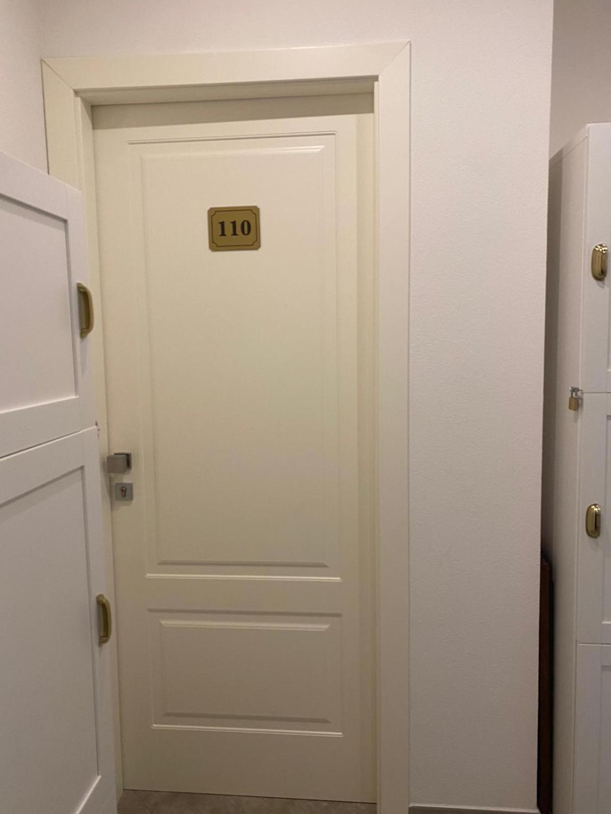 L'Obiettivo Hotel Assemini Eksteriør billede